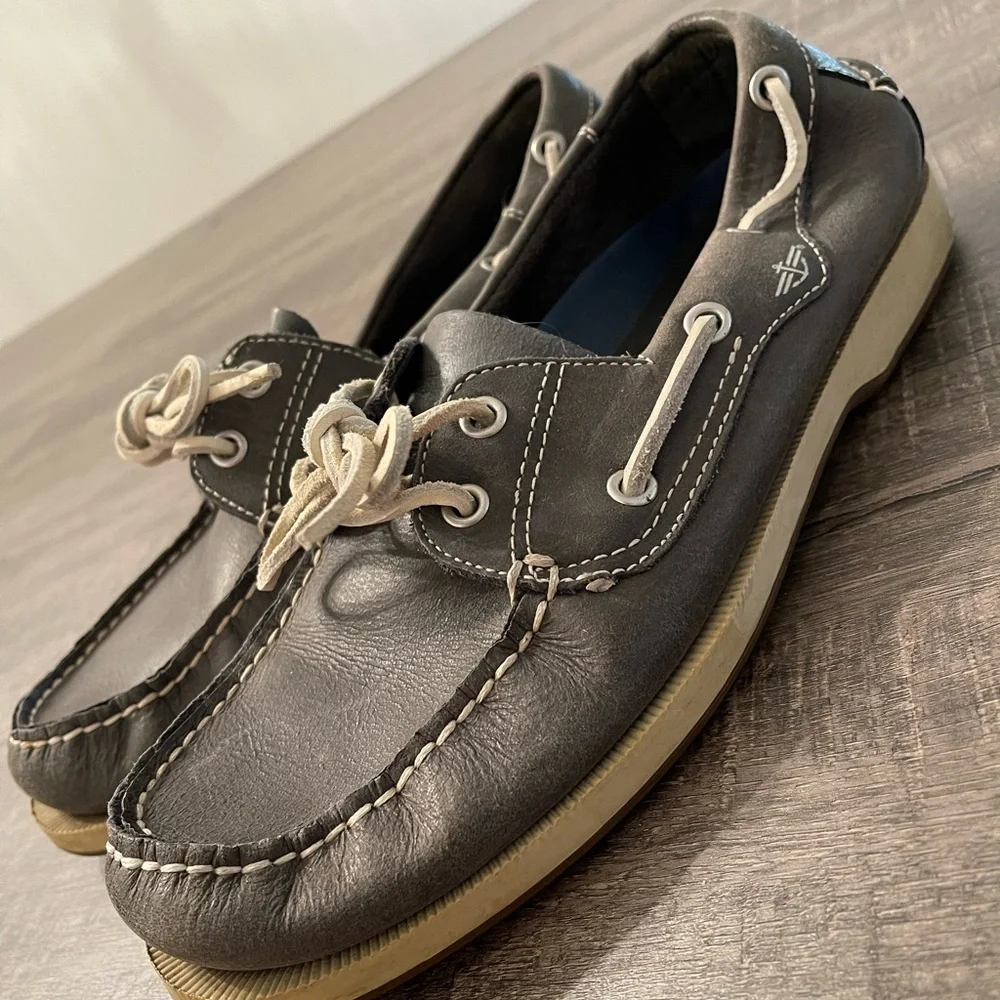 Dockers Genuine Leather Dark Grey Boat Shoes Size 8 Men’s